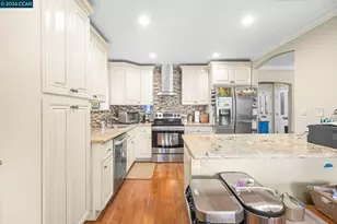 2224 Pine Knoll Dr, Walnut Creek, CA 94595 - Photo 24