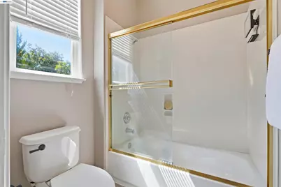 1381 Citadelle St, Tracy, CA 95304 - Photo 42