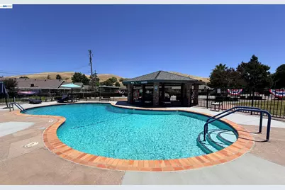 9076 Craydon Cir, San Ramon, CA 94583 - Photo 18