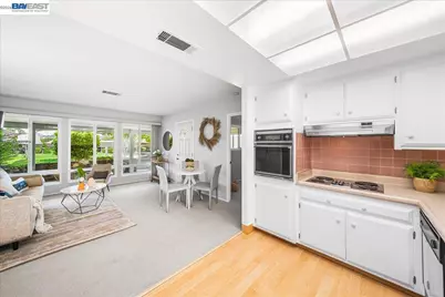 9076 Craydon Cir, San Ramon, CA 94583 - Photo 10