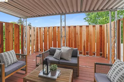 695 Mariposa Ave #401, Oakland, CA 94610 - Photo 22