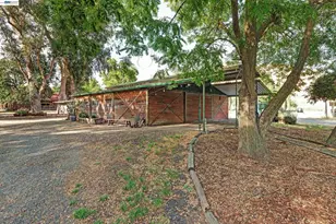 8201 Highland Rd, Livermore, CA 94551 - Photo 20