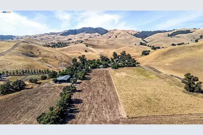 8201 Highland Rd, Livermore, CA 94551 - Photo 48