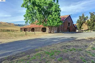 8201 Highland Rd, Livermore, CA 94551 - Photo 10