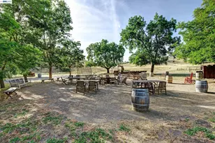 8201 Highland Rd, Livermore, CA 94551 - Photo 12