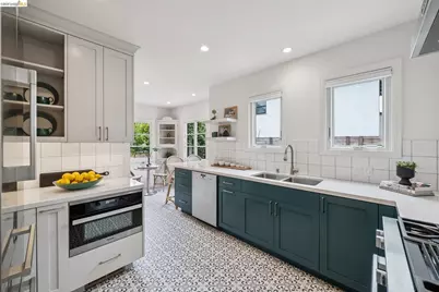 1246 Hopkins St, Berkeley, CA 94702 - Photo 22
