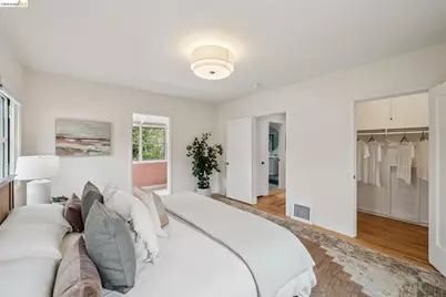 1246 Hopkins St, Berkeley, CA 94702 - Photo 32