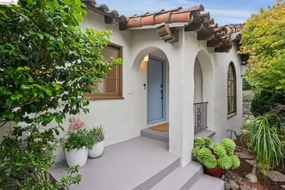 1246 Hopkins St, Berkeley, CA 94702 - Photo 10