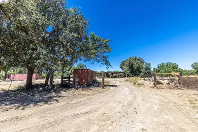 3515 Kellogg Creek Rd, Byron, CA 94514 - Photo 6