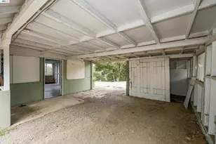 26027 Clover Rd, Fairview, CA 94542 - Photo 42