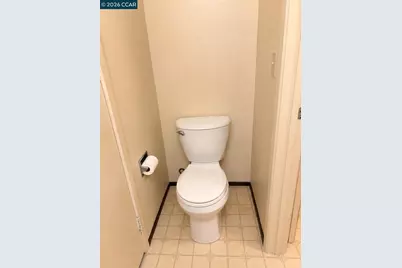 1070 Mohr Ln #1, Concord, CA 94518 - Photo 14