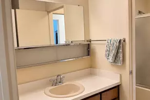 1070 Mohr Ln, Concord, CA 94518 - Photo 6