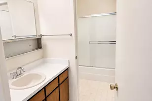 1070 Mohr Ln, Concord, CA 94518 - Photo 6