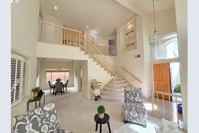 30330 Meridien Cir, Union City, CA 94587 - Photo 4