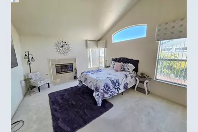 30330 Meridien Cir, Union City, CA 94587 - Photo 12