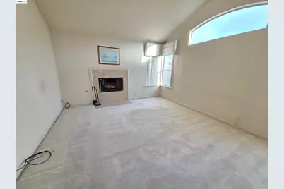 30330 Meridien Cir, Union City, CA 94587 - Photo 12