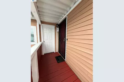 747 Lewelling Blvd. #50, San Leandro, CA 94578 - Photo 2