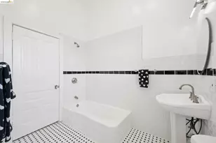 2230 23rd Ave, Oakland, CA 94606 - Photo 26