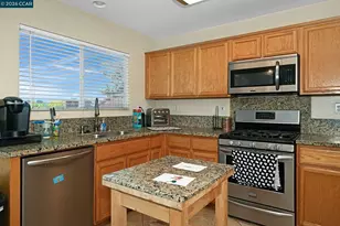 616 Ross Cir, Martinez, CA 94553 - Photo 6