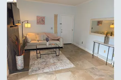 429 Cork Harbour Cir #APT G, Redwood City, CA 94065 - Photo 4