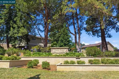 565 Mt Dell Dr, Clayton, CA 94517 - Photo 42