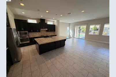 1695 Terracina Dr, Dublin, CA 94568 - Photo 6