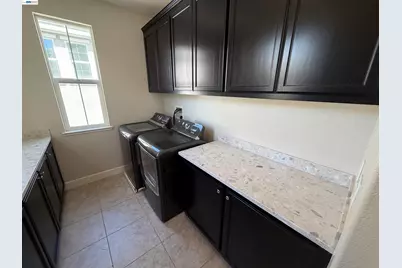 1695 Terracina Dr, Dublin, CA 94568 - Photo 16