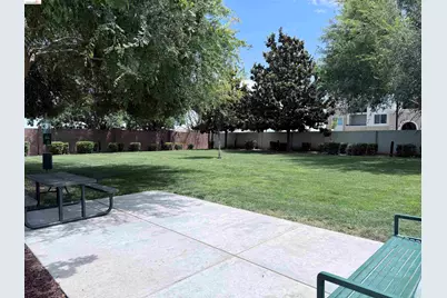 312 Jefferson Dr, Brentwood, CA 94513 - Photo 32