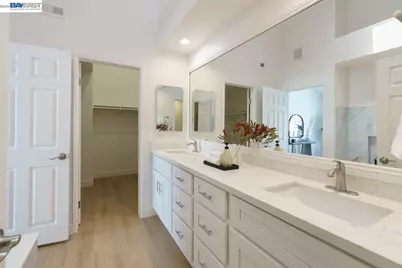 8591 Via Mallorca #F, San Diego, CA 92037 - Photo 22