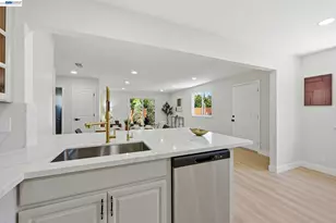 965 Collins Ct, Hayward, CA 94544 - Photo 24