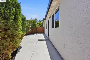 965 Collins Ct, Hayward, CA 94544 - Photo 58