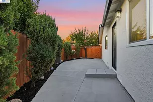 965 Collins Ct, Hayward, CA 94544 - Photo 6