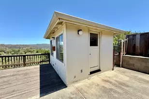 2164 Lakeview Dr, San Leandro, CA 94577 - Photo 60