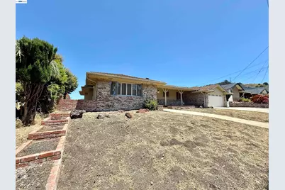 2164 Lakeview Dr, San Leandro, CA 94577 - Photo 2