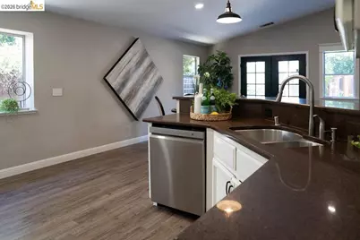 3894 Mission Ct, Oakley, CA 94561 - Photo 8