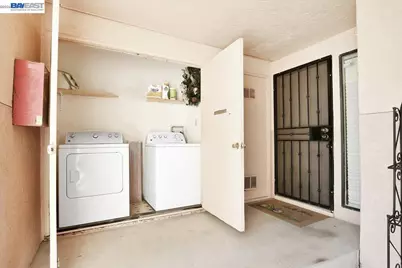 2280 Renwick Ln, Antioch, CA 94509 - Photo 24