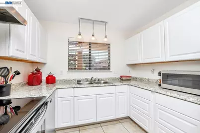2280 Renwick Ln, Antioch, CA 94509 - Photo 14