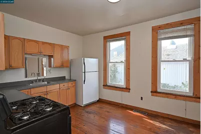 979 Grace Ave, Oakland, CA 94608 - Photo 12