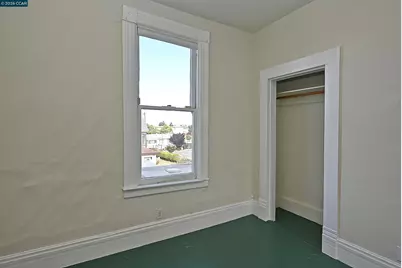 979 Grace Ave, Oakland, CA 94608 - Photo 16