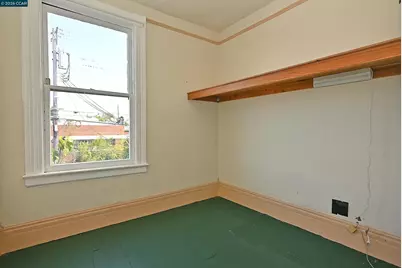 979 Grace Ave, Oakland, CA 94608 - Photo 18