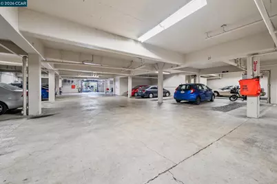 758 Kingston Ave #22, Oakland, CA 94611 - Photo 32