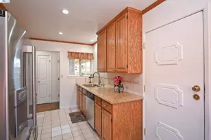 26454 Taft St, Hayward, CA 94544 - Photo 10