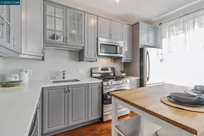 4395 Piedmont Ave #P208, Oakland, CA 94611 - Photo 8