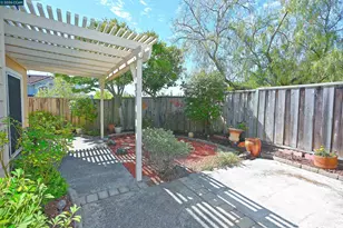 6670 Edgewood Way, Castro Valley, CA 94552 - Photo 12