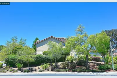 6670 Edgewood Way, Castro Valley, CA 94552 - Photo 4