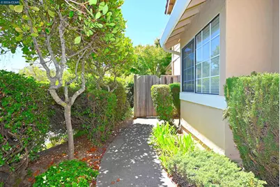 6670 Edgewood Way, Castro Valley, CA 94552 - Photo 6