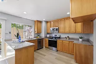 4246 Solar Cir, Union City, CA 94587 - Photo 6