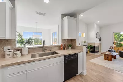 7052 Dublin Meadows St #H, Dublin, CA 94568 - Photo 14