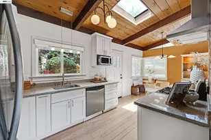 2245 Pelham Pl, Oakland, CA 94611 - Photo 44