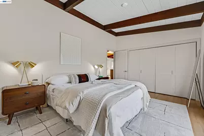 2245 Pelham Pl, Oakland, CA 94611 - Photo 34